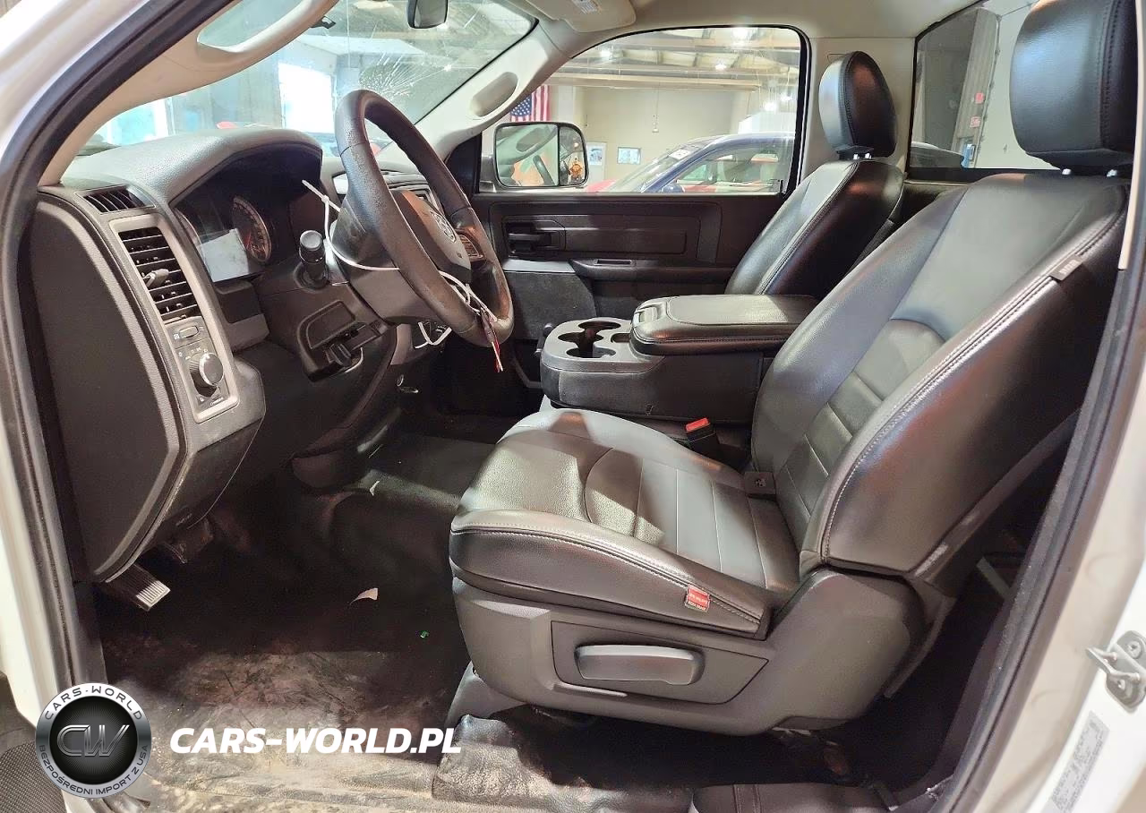 2022 Ram 1500 Classic Tradesman VIN:3C6JR6DG0NG300913 - 7
