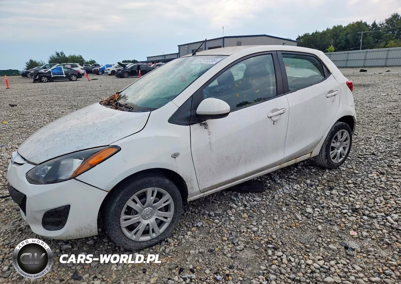 2014 Mazda Mazda2 Sport – zdjęcie 1 z 12