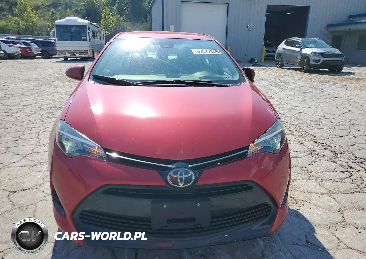 2017 Toyota Corolla Le VIN:2T1BURHE2HC831860 - 5