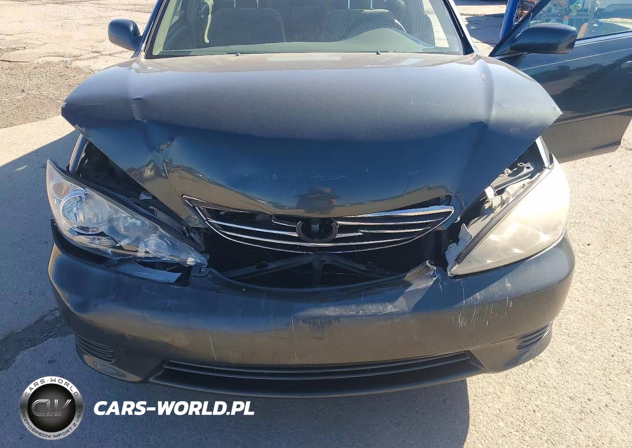 2005 Toyota Camry Le VIN:4T1BE32K45U099590 - 11