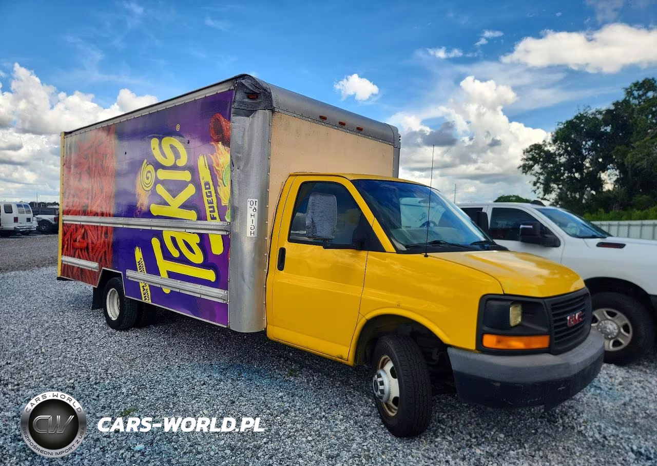 2009 GMC Savana Box Truck VIN:1GDJG31K091902314 - 4