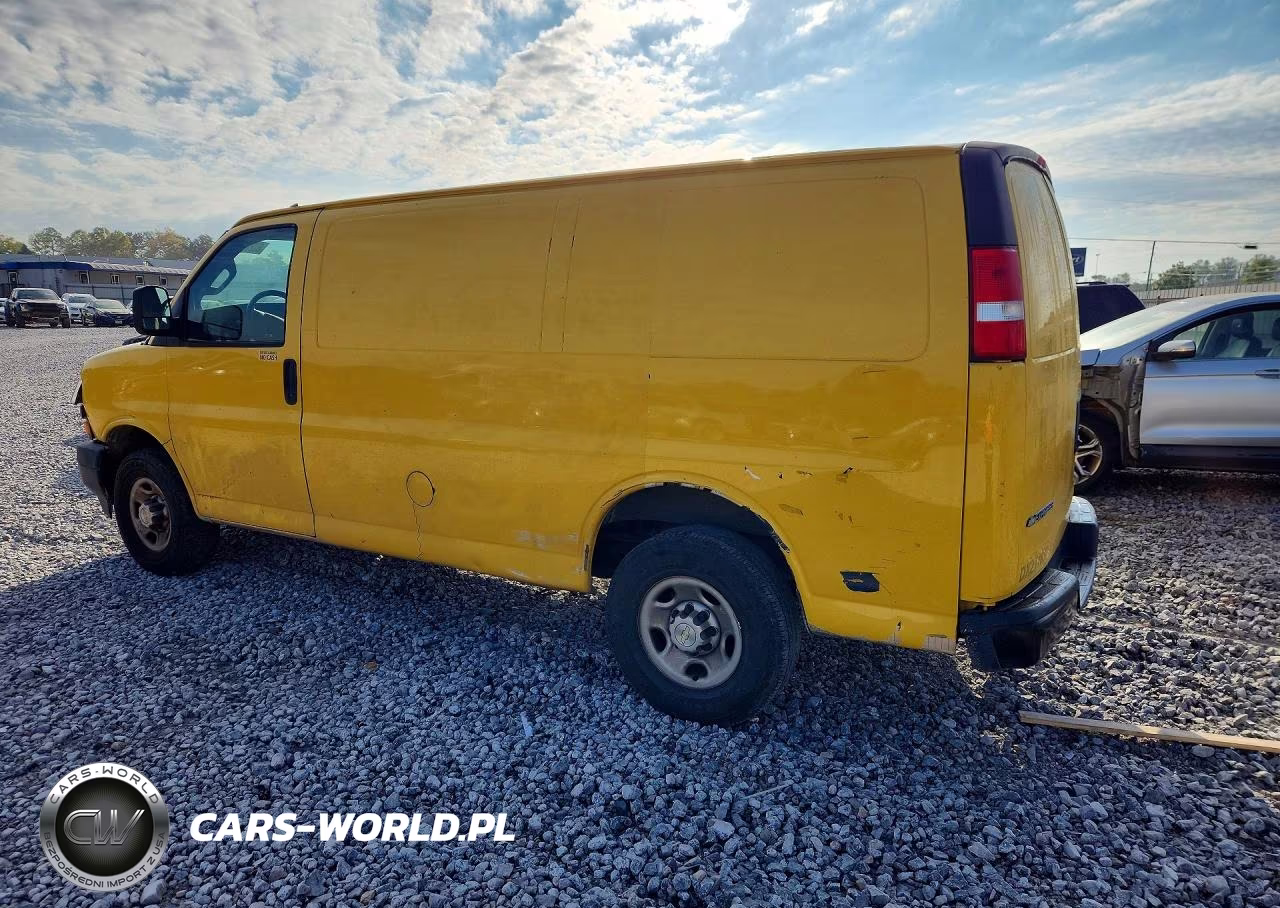 2021 Chevrolet Express G2500 Delivery Van VIN:1GCWGAFP6M1174462 - 2