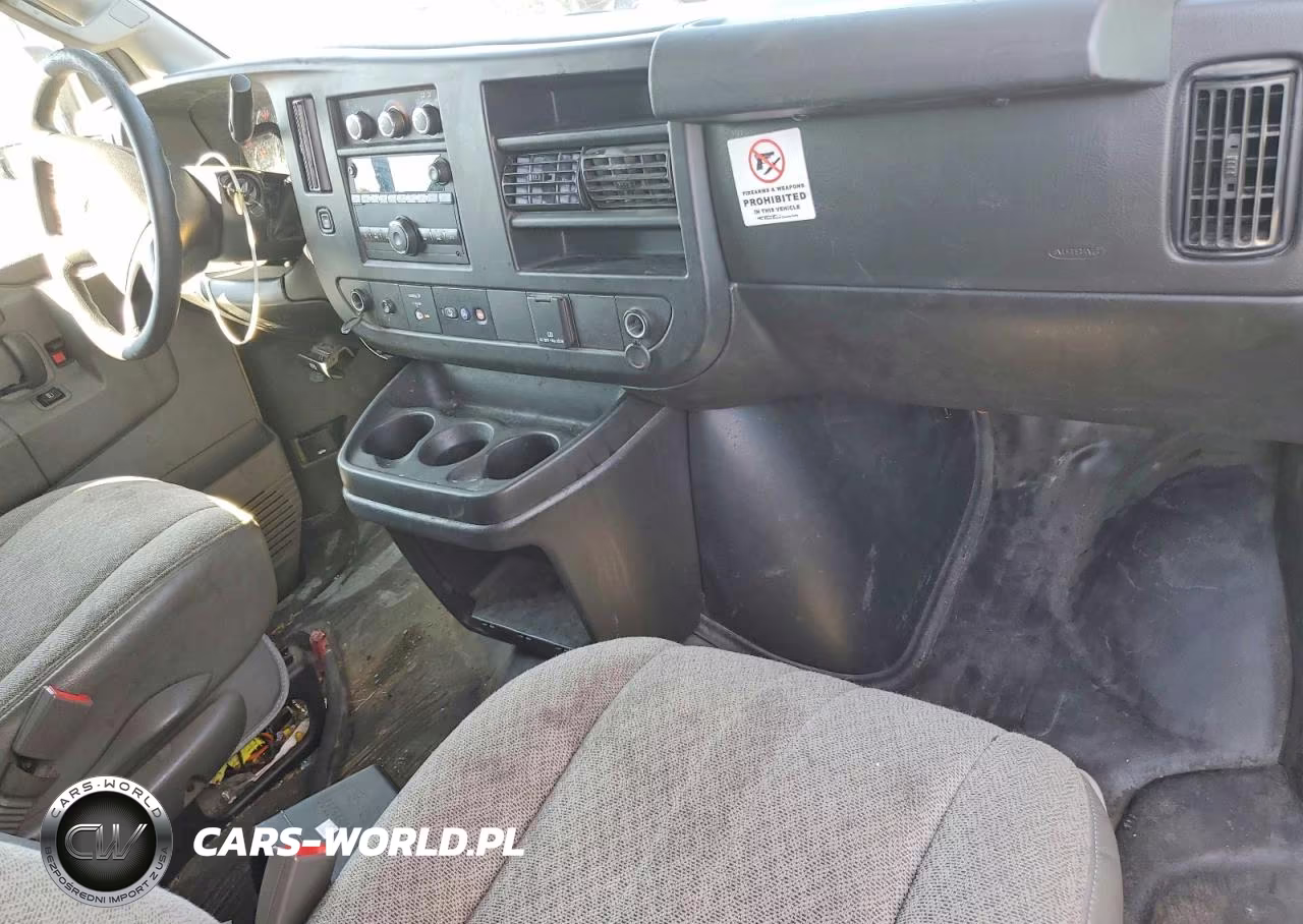 2021 Chevrolet Express G2500 Delivery Van VIN:1GCWGAFP6M1174462 - 8