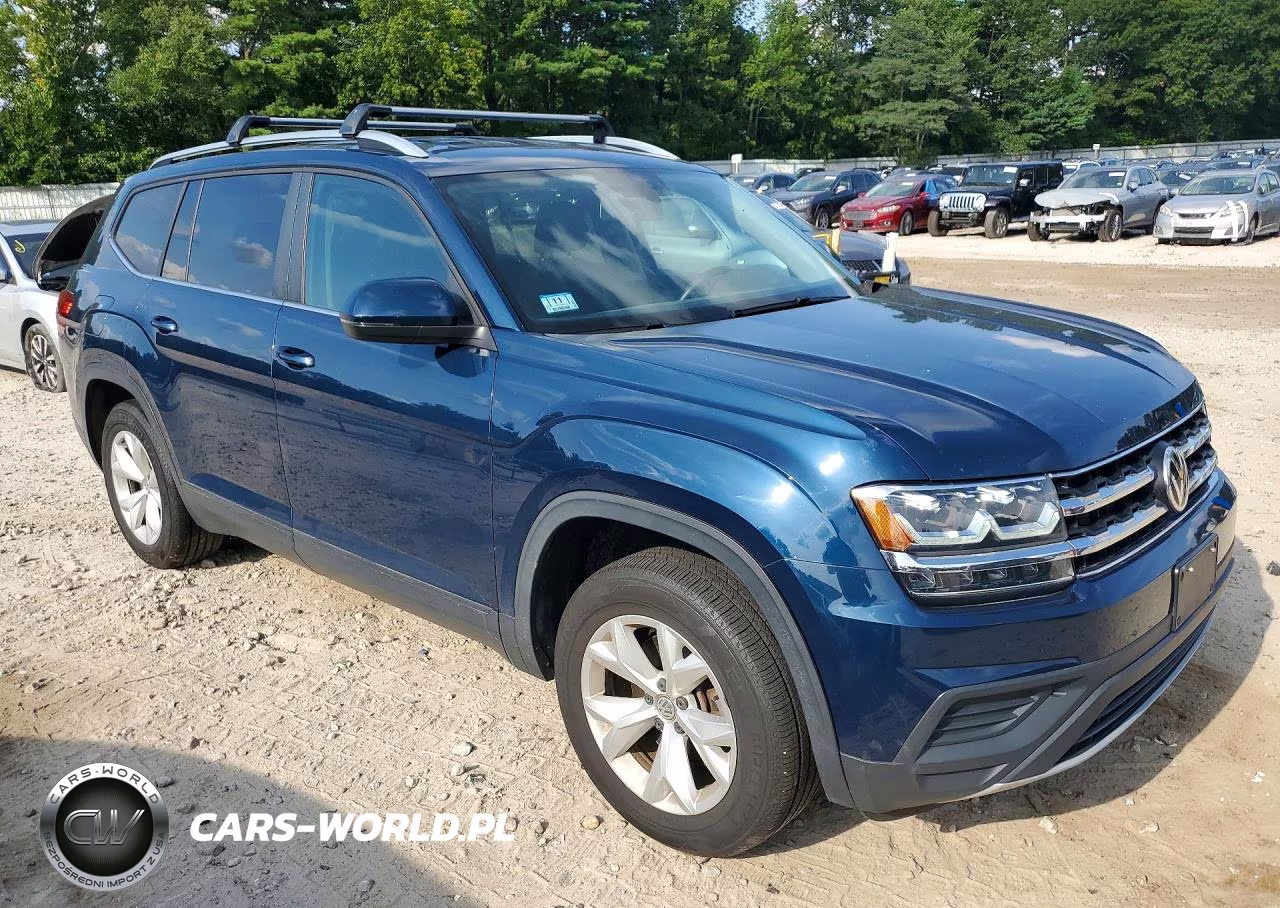 2019 Volkswagen Atlas S VIN:1V2GR2CAXKC541884 - 4