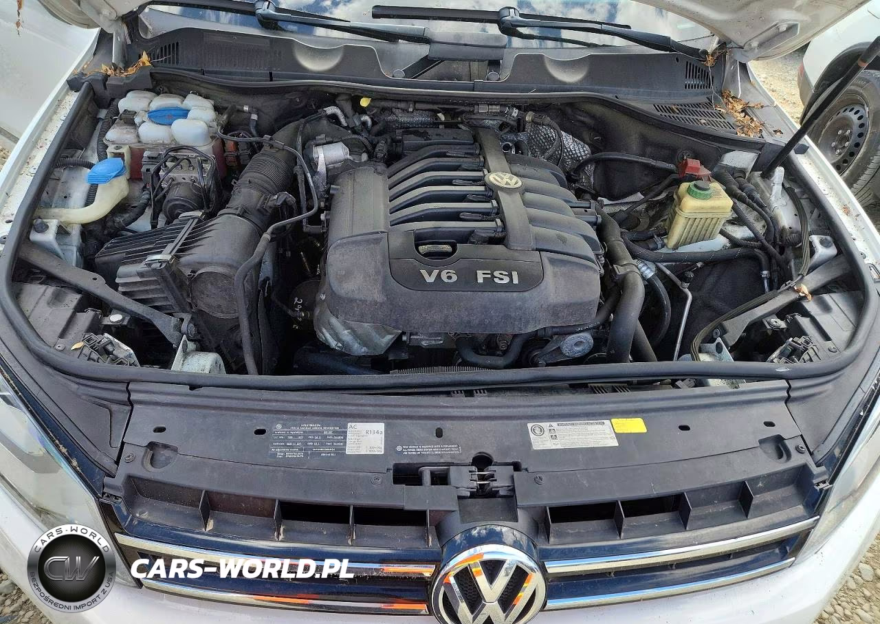 2011 Volkswagen Touareg V6 VIN:WVGFF9BP6BD002558 - 12