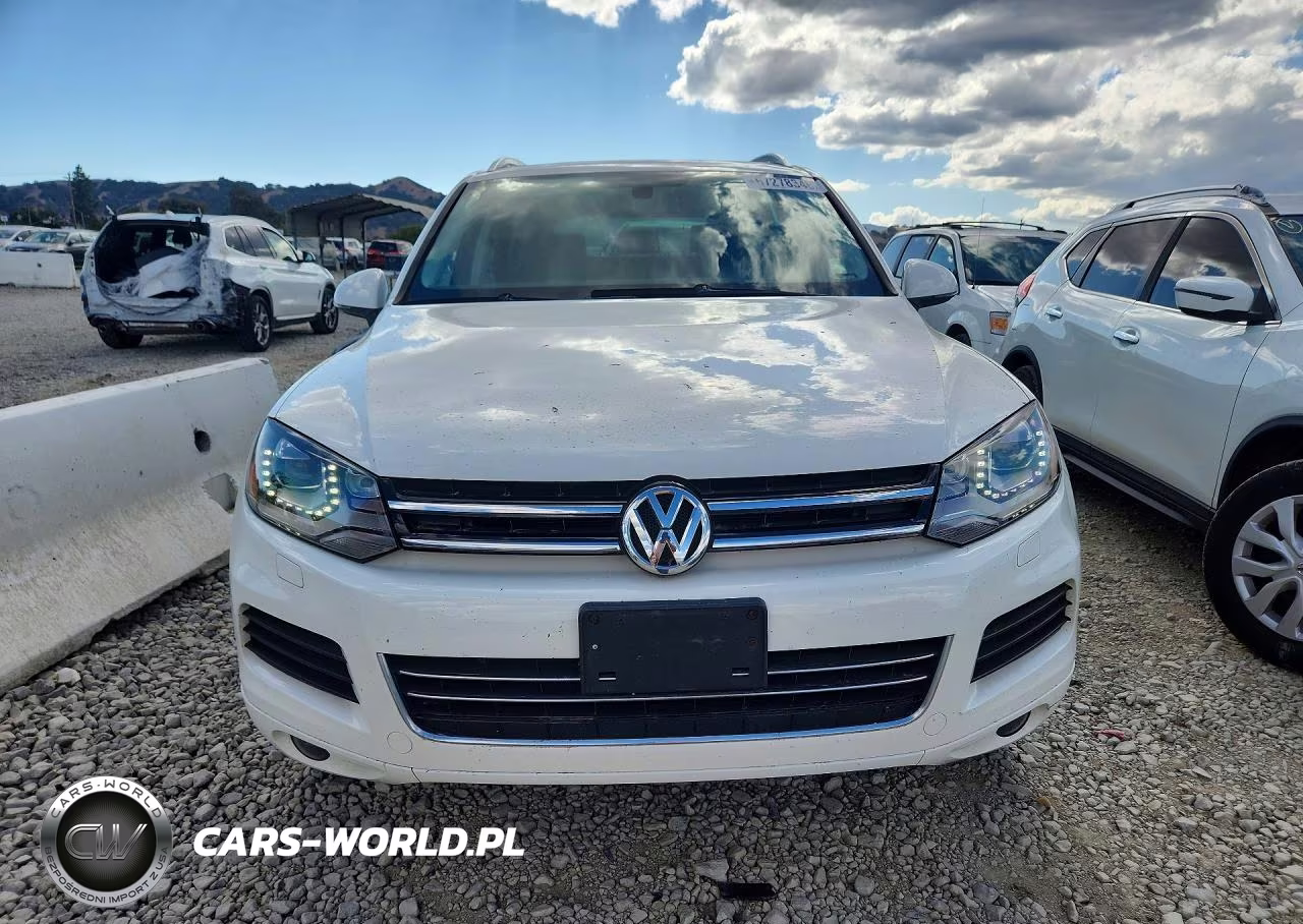 2011 Volkswagen Touareg V6 VIN:WVGFF9BP6BD002558 - 5