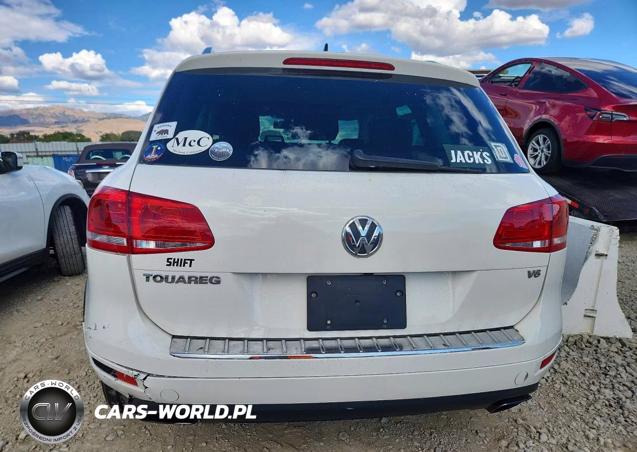 2011 Volkswagen Touareg V6 VIN:WVGFF9BP6BD002558 - 6