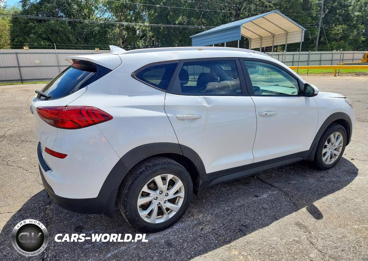 2019 Hyundai Tucson Value VIN:KM8J33A45KU066016 - 3