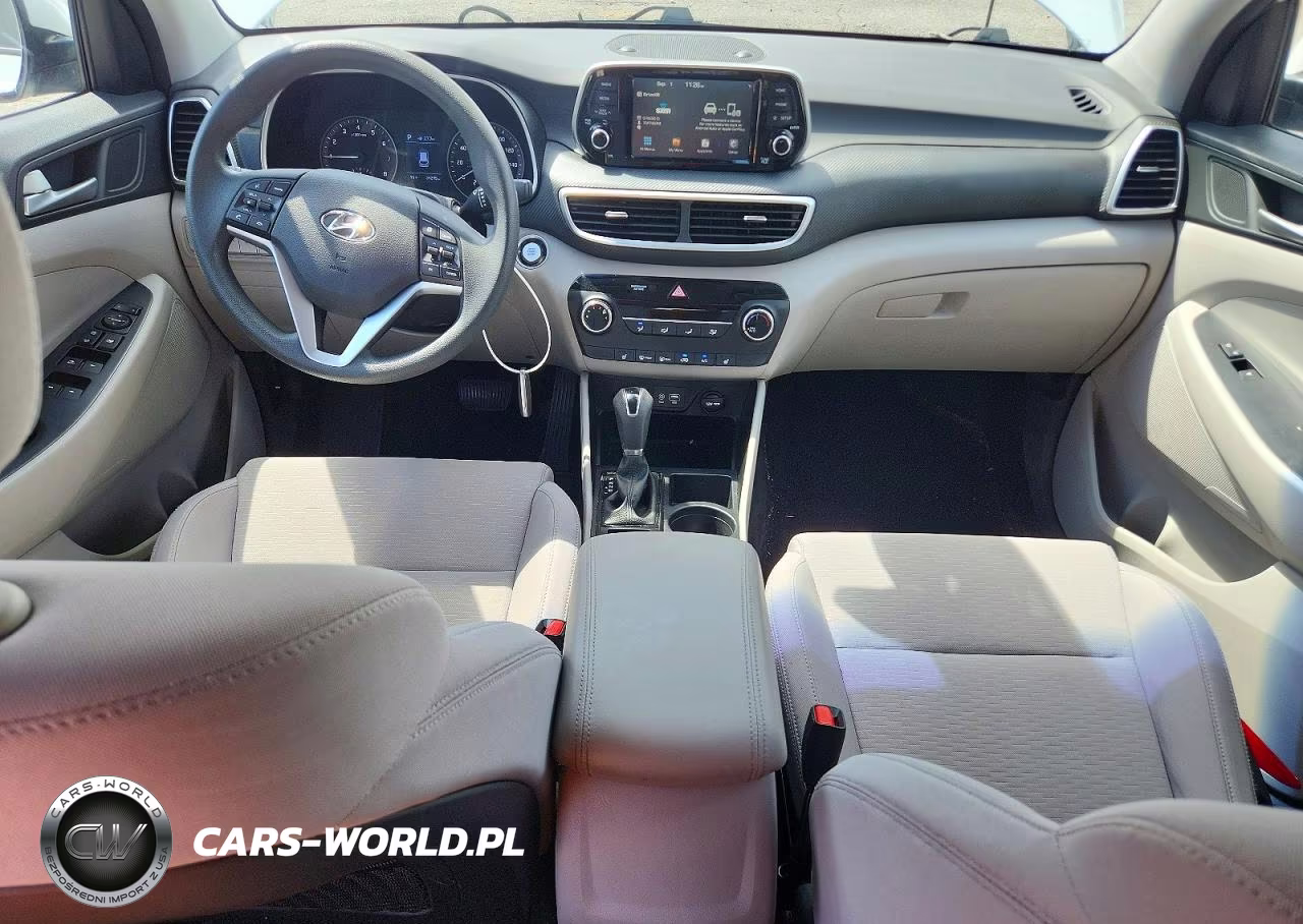 2019 Hyundai Tucson Value VIN:KM8J33A45KU066016 - 8