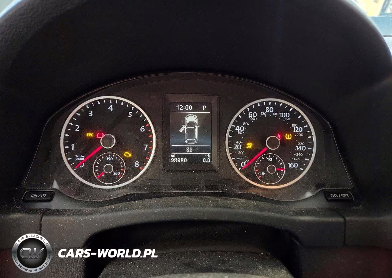 2015 Volkswagen Tiguan S VIN:WVGBV7AX5FW606751 - 9