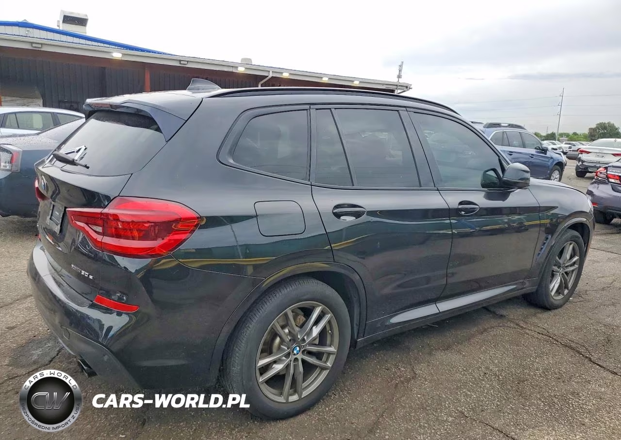 2021 BMW X3 xDrive30E VIN:5UXTS1C05M9D75295 - 3