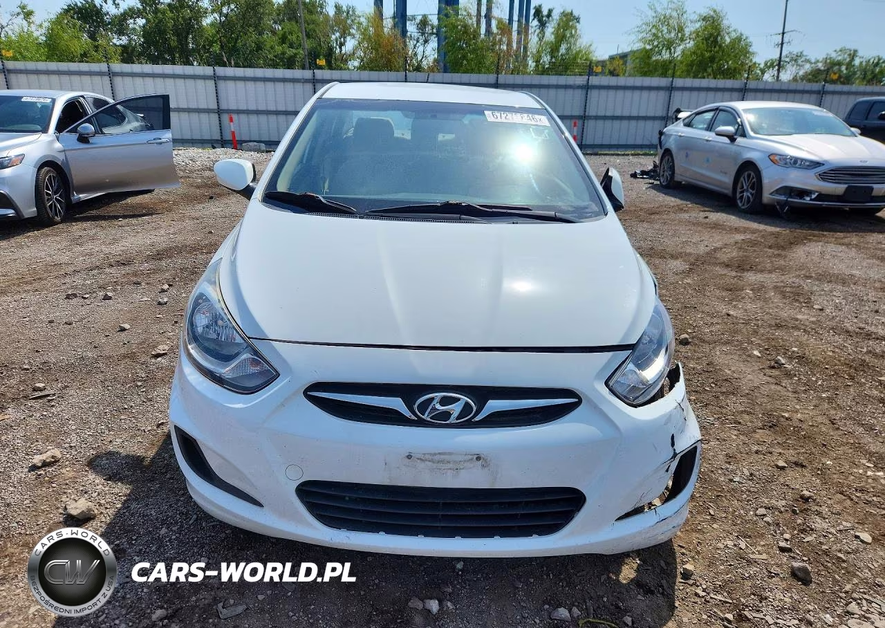 2014 Hyundai Accent Gls VIN:KMHCT4AE3EU683233 - 5