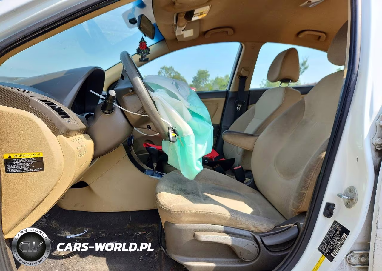 2014 Hyundai Accent Gls VIN:KMHCT4AE3EU683233 - 7