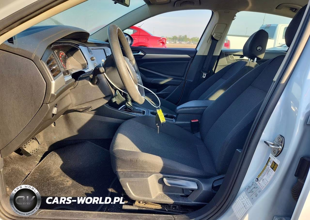 2019 Volkswagen Jetta S VIN:3VWC57BU0KM139551 - 7