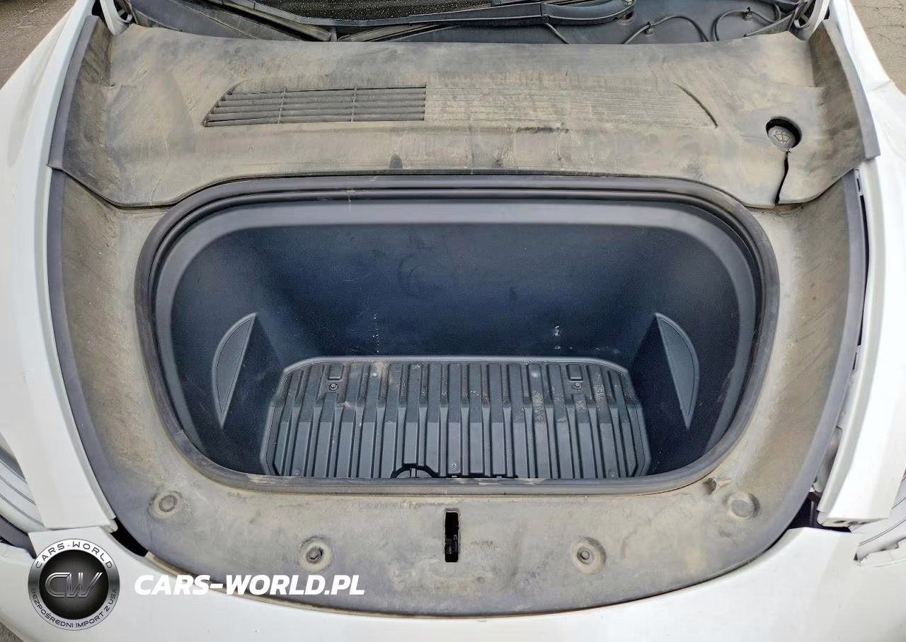 2021 Tesla Model Y VIN:5YJYGDEE9MF095675 - 11