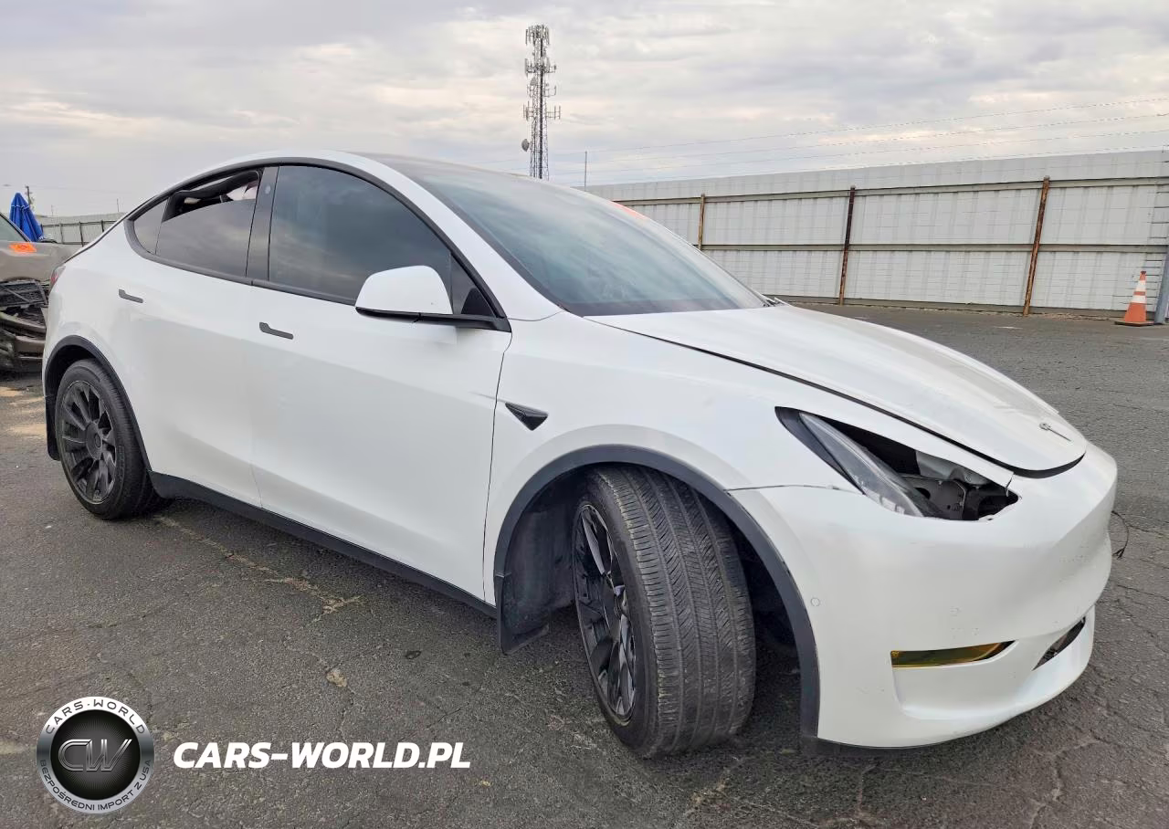 2021 Tesla Model Y VIN:5YJYGDEE9MF095675 - 4