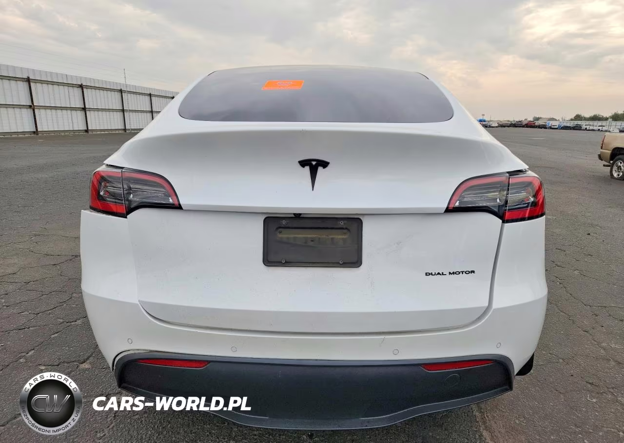 2021 Tesla Model Y VIN:5YJYGDEE9MF095675 - 6