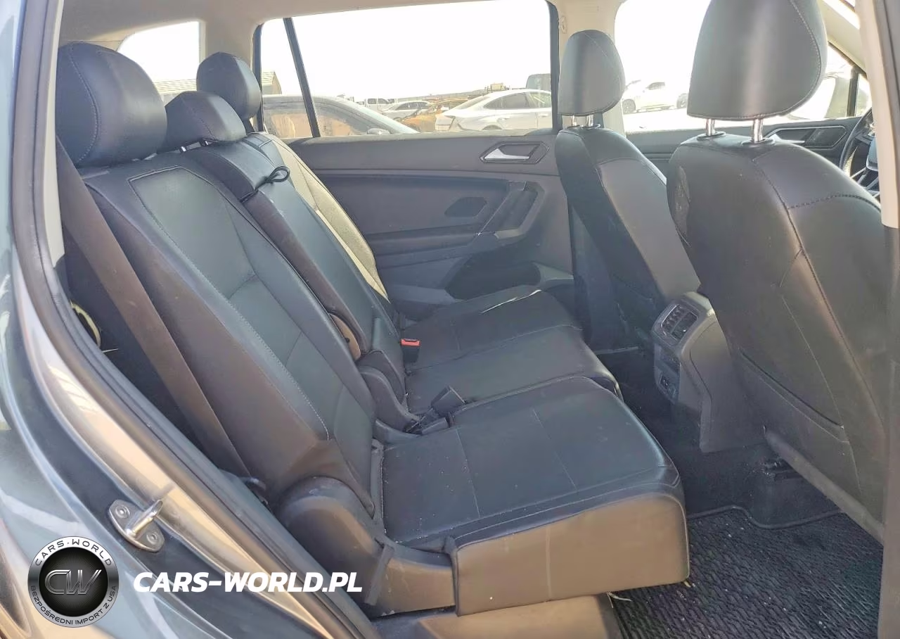 2018 Volkswagen Tiguan Se VIN:3VV3B7AX2JM075195 - 10