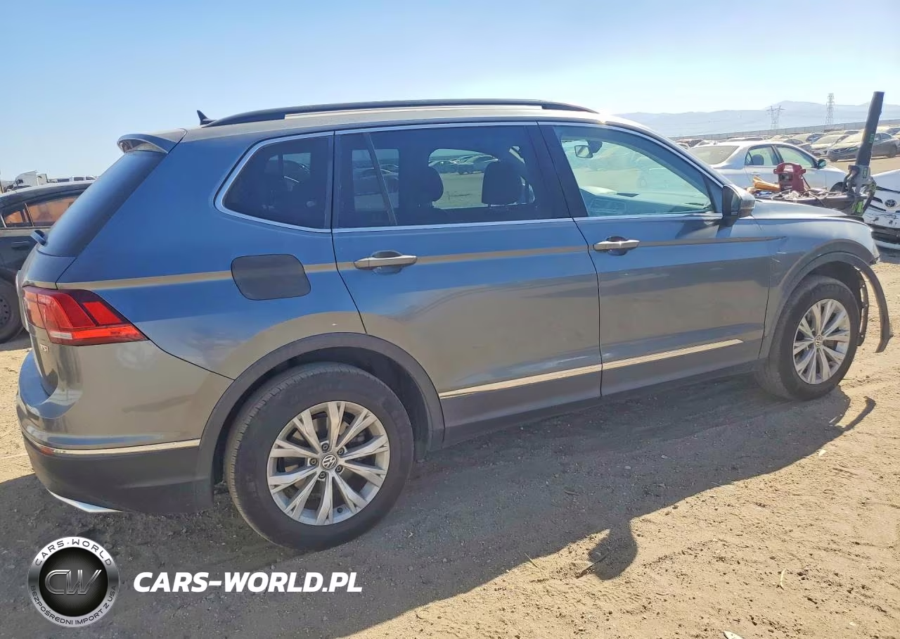 2018 Volkswagen Tiguan Se VIN:3VV3B7AX2JM075195 - 3