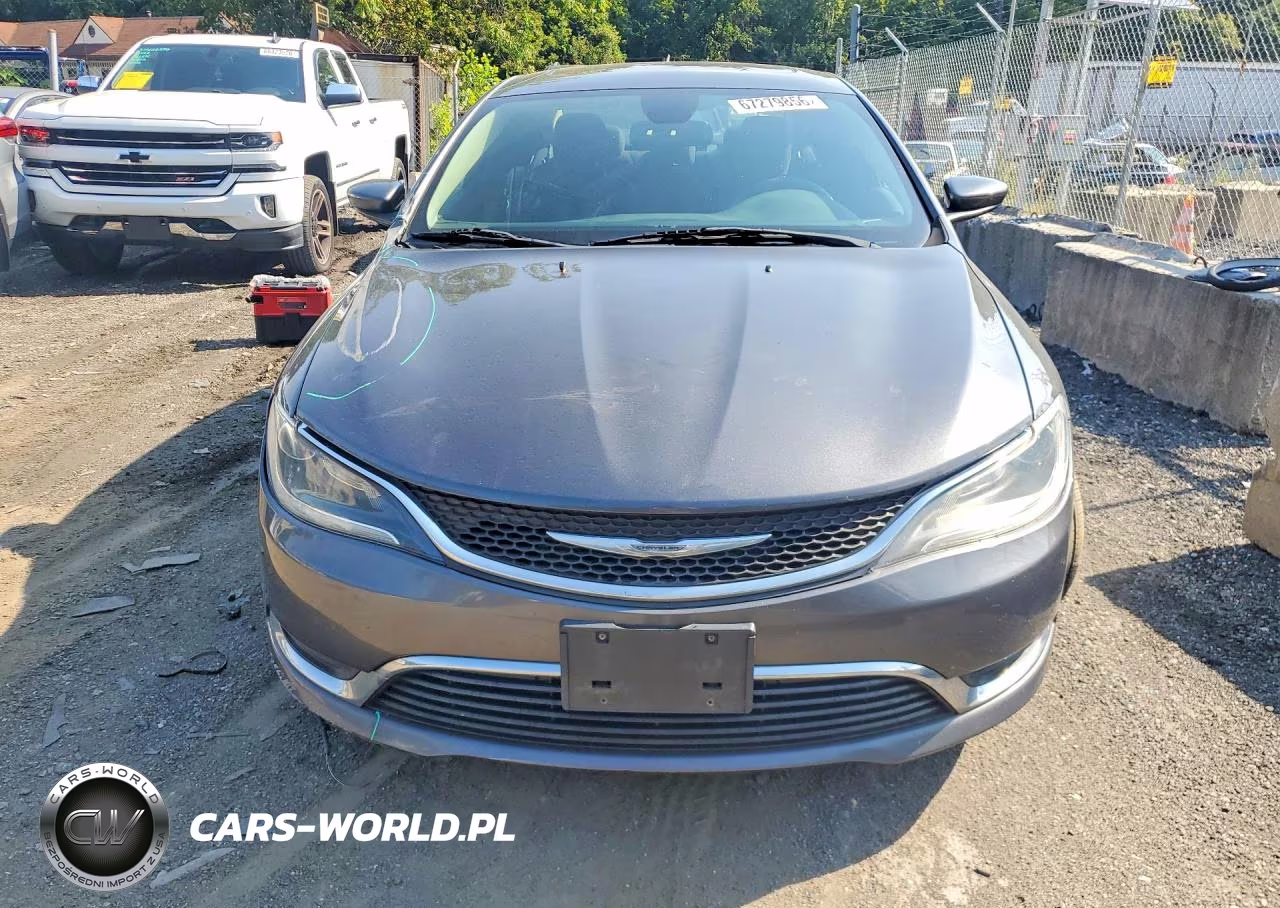 2015 Chrysler 200 Limited VIN:1C3CCCAB1FN649179 - 5