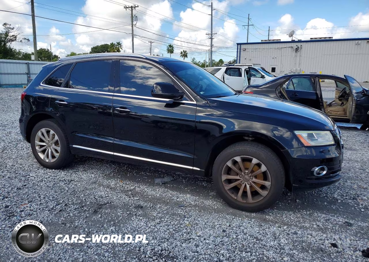 2016 Audi Q5 Premium Plus VIN:WA1L2AFP6GA079268 - 4
