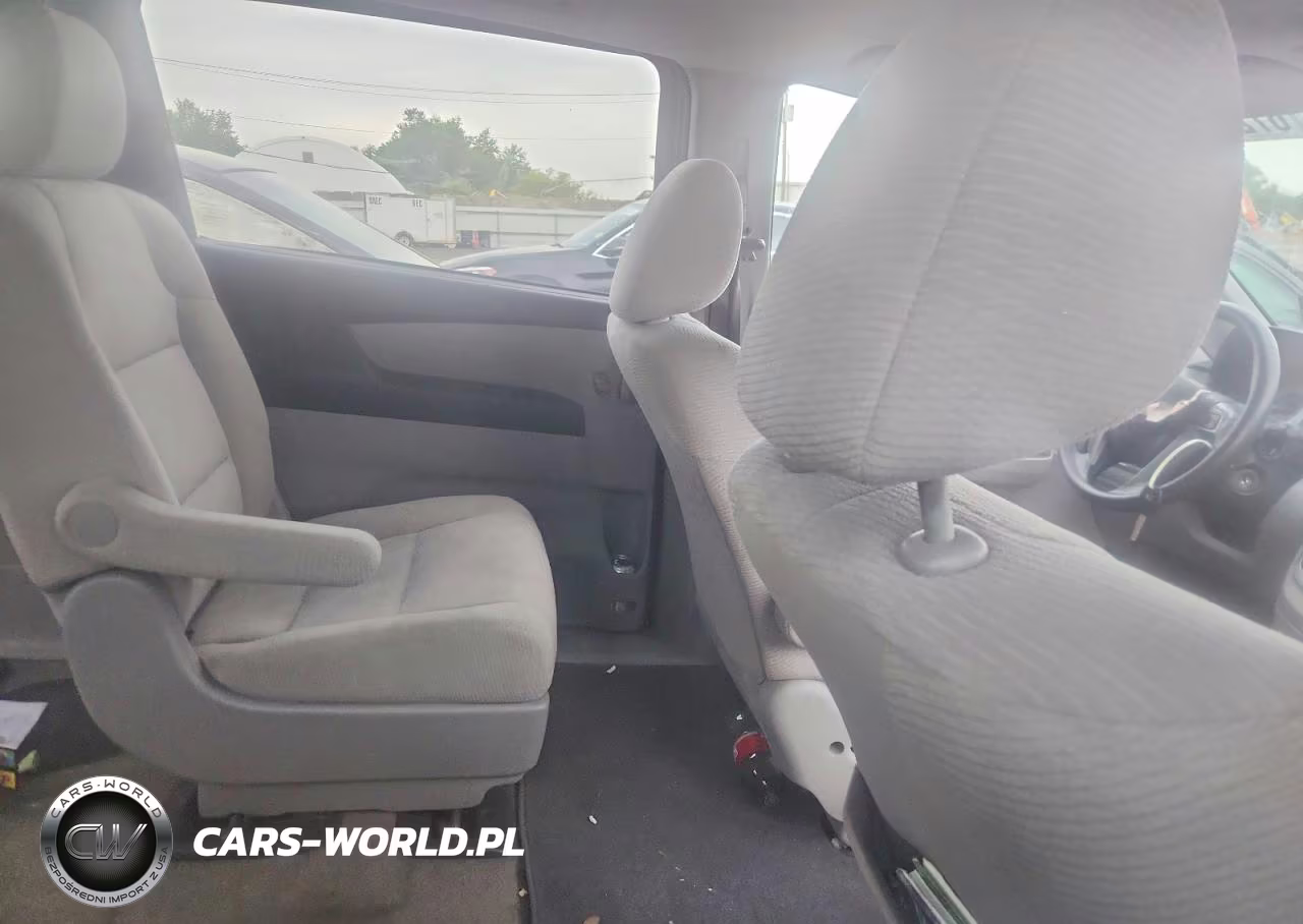 2011 Honda Odyssey Lx VIN:5FNRL5H2XBB036770 - 11