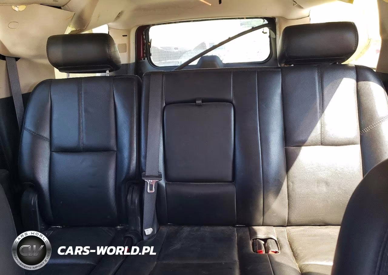 2007 Chevrolet Suburban K1500 VIN:3GNFK16397G205129 - 10