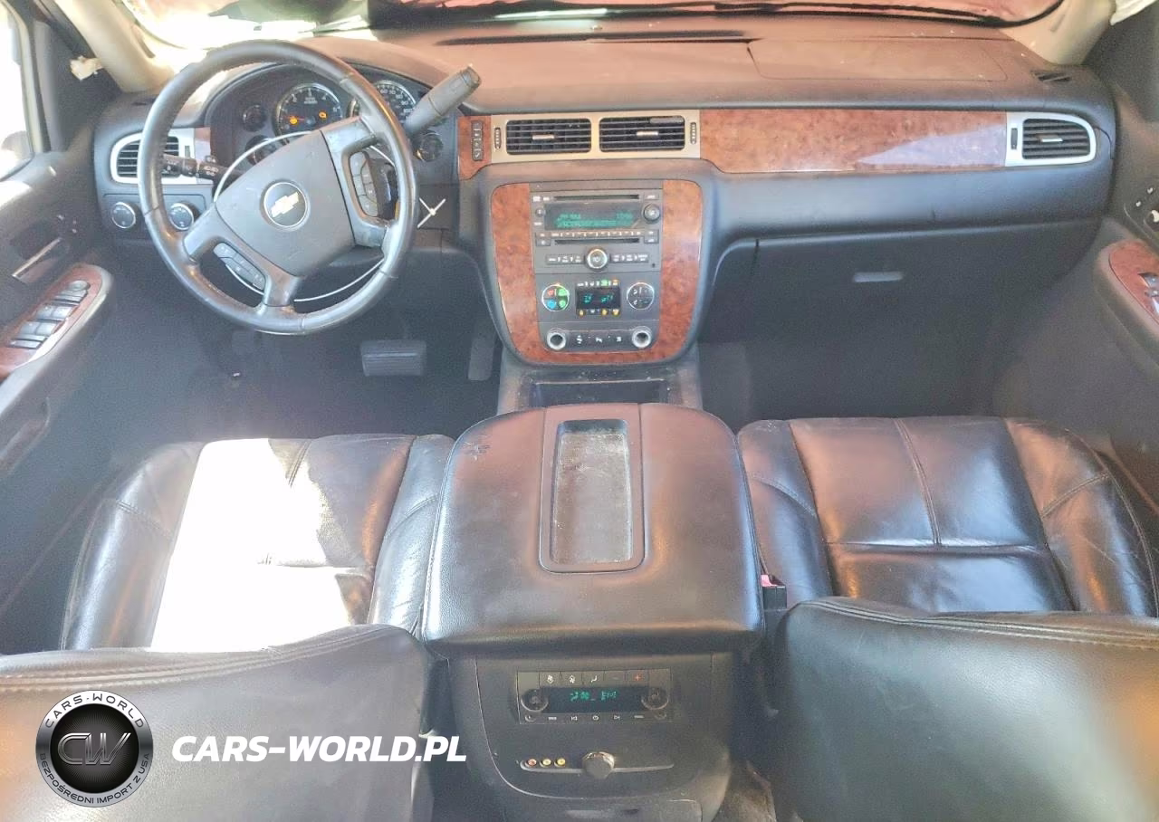 2007 Chevrolet Suburban K1500 VIN:3GNFK16397G205129 - 8