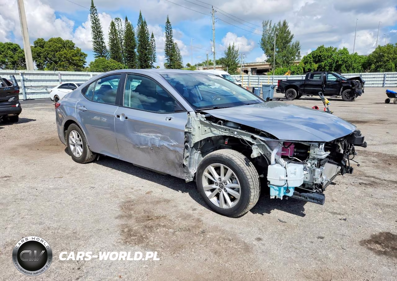 2025 Toyota Camry Le VIN:4T1DAACK0SU035517 - 4