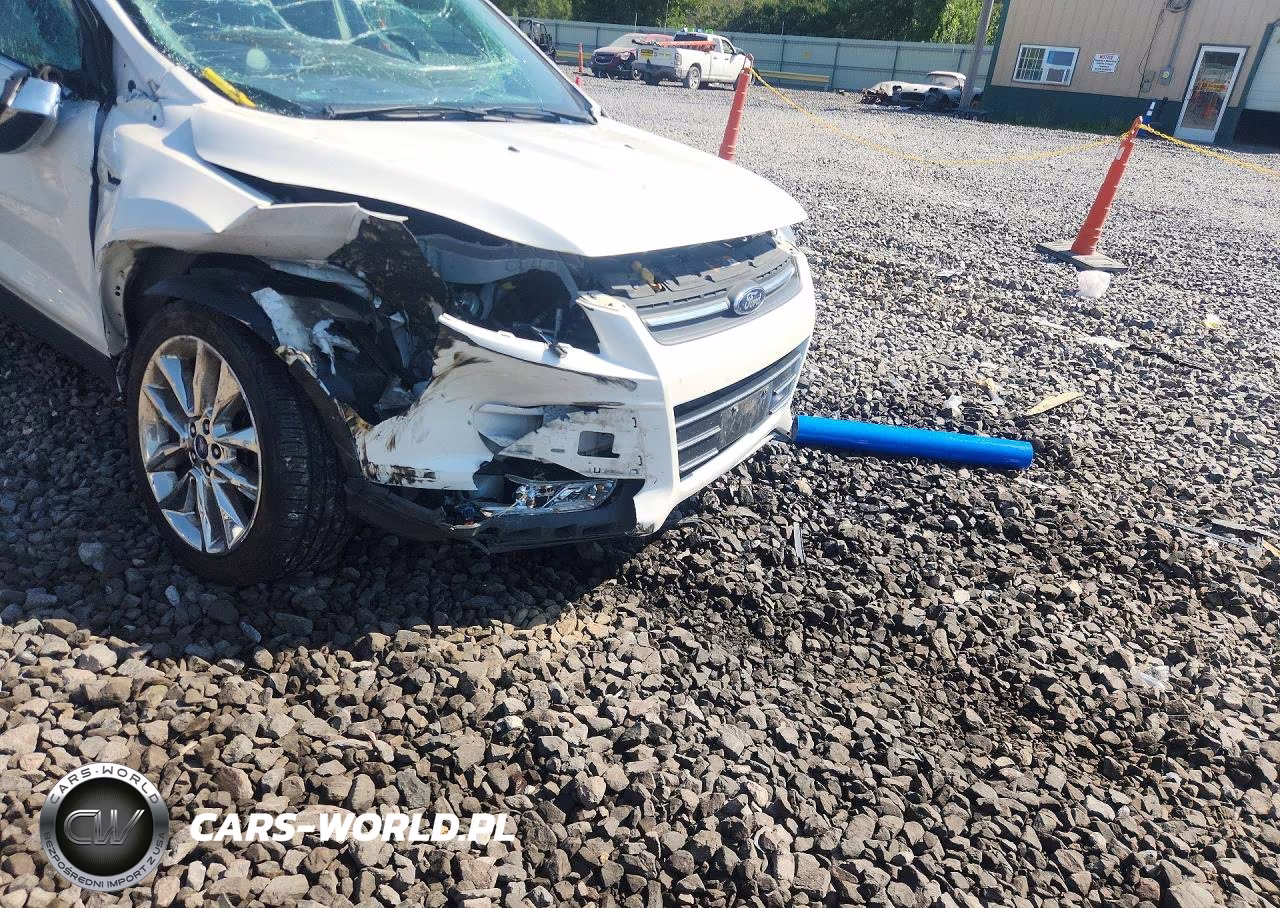 2016 Ford Escape Se VIN:1FMCU9GX0GUA56267 - 4