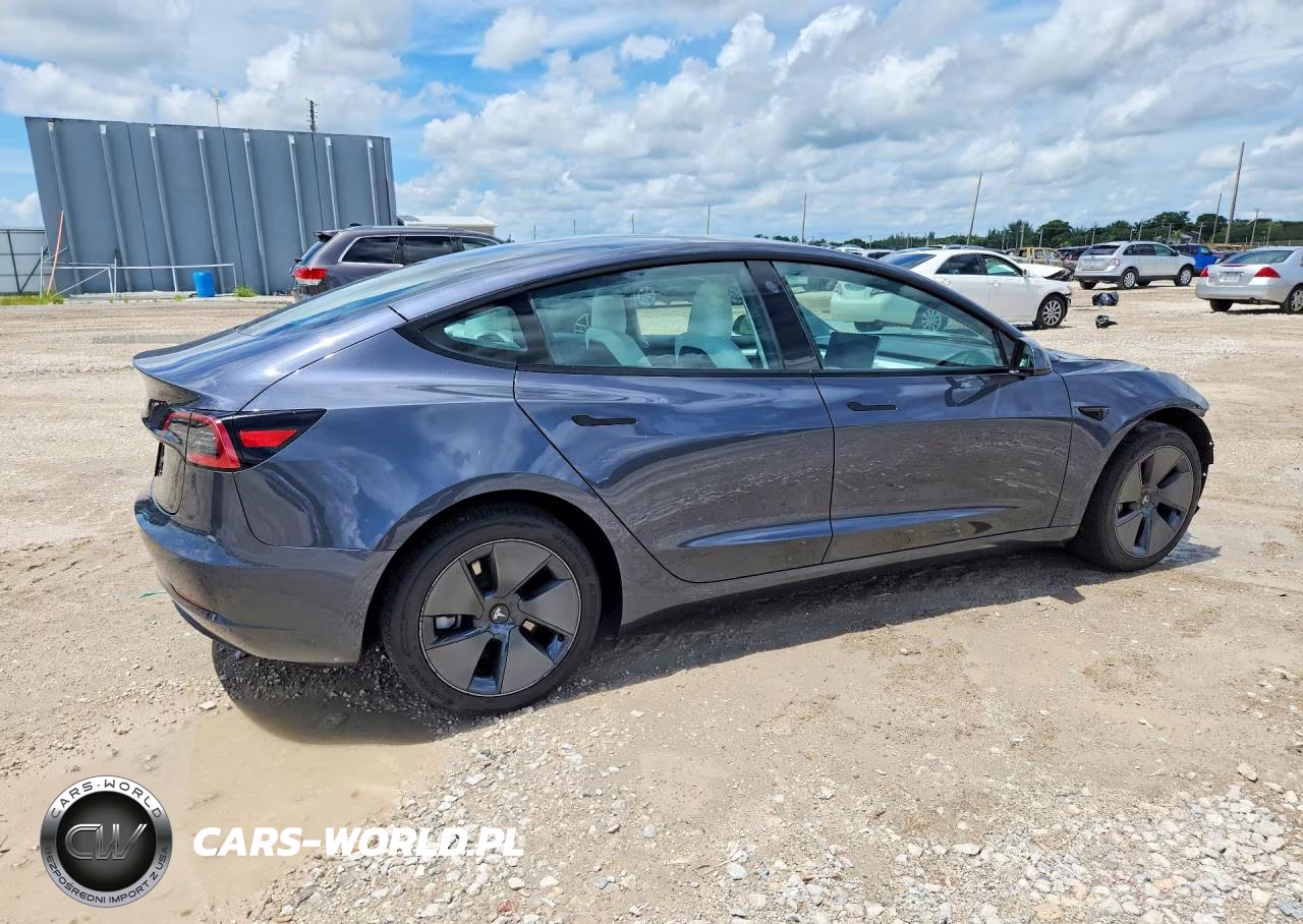 2023 Tesla Model 3 VIN:5YJ3E1EA9PF673287 - 3