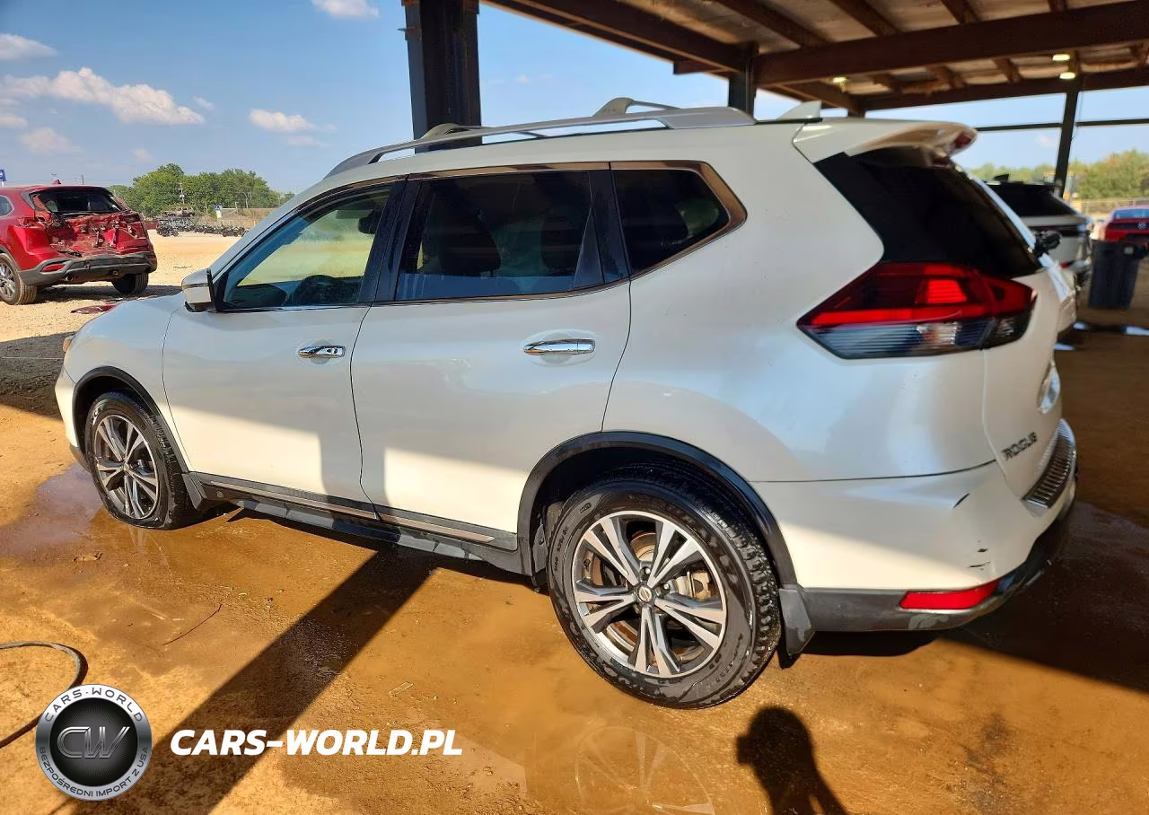 2018 Nissan Rogue S VIN:5N1AT2MT2JC765198 - 2