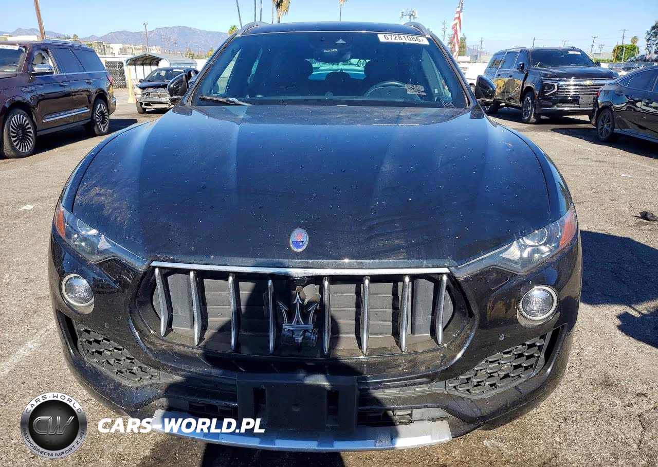 2017 Maserati Levante S Sport VIN:ZN661YUS3HX241246 - 5