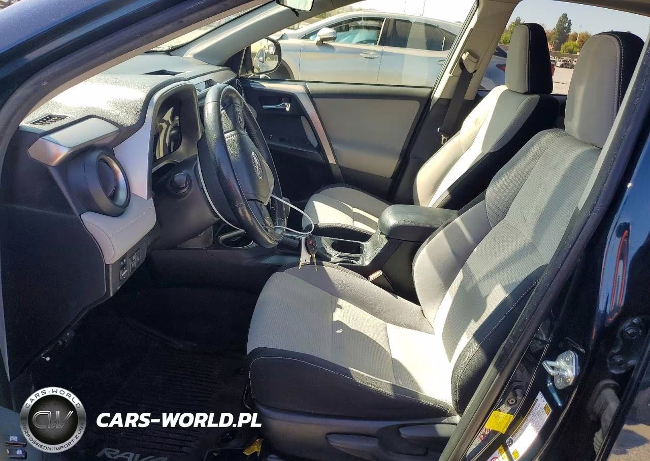 2018 Toyota Rav4 Xle VIN:JTMWFREV9JJ174033 - 7