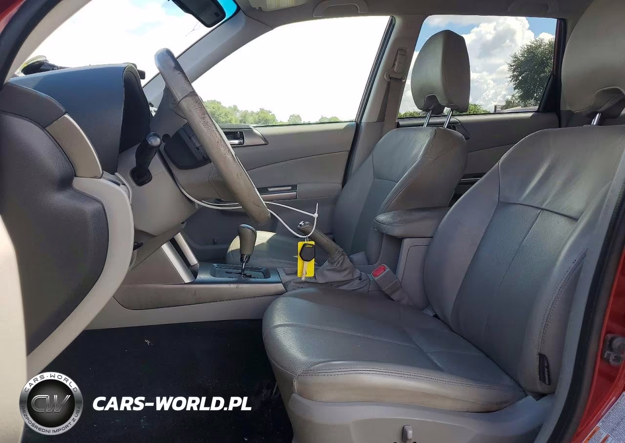 2011 Subaru Forester Limited VIN:JF2SHAECXBH755771 - 7