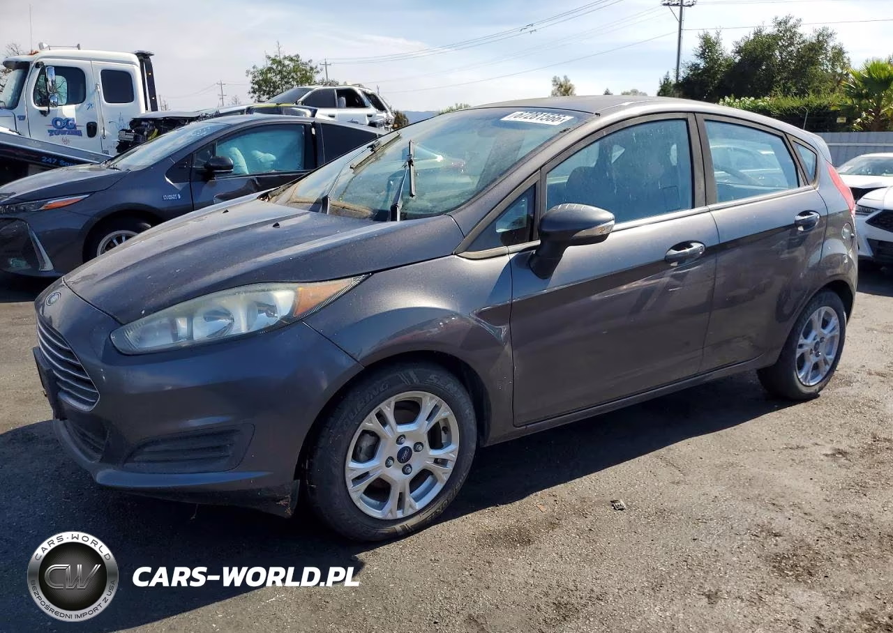 2015 Ford Fiesta Se – zdjęcie 1 z 12