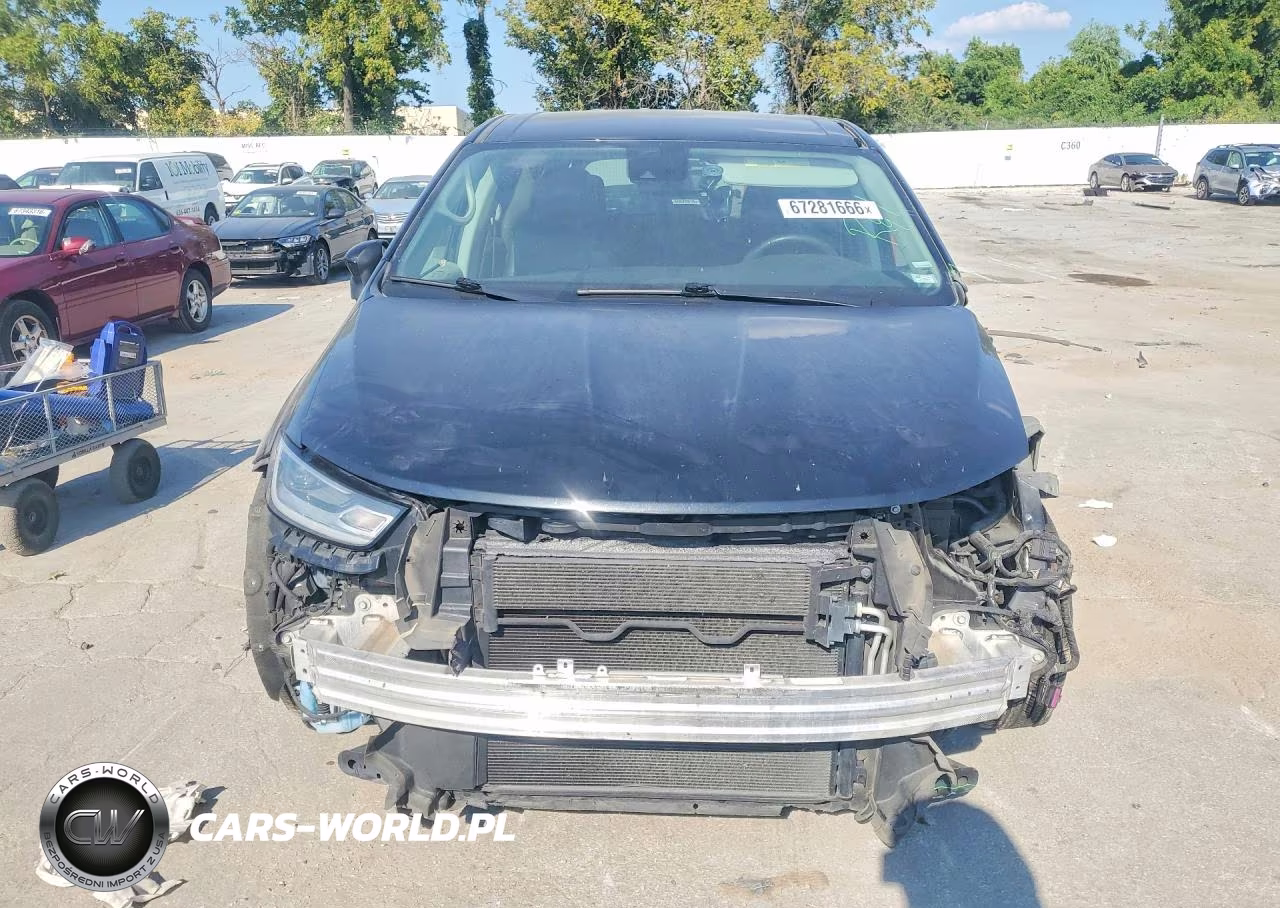 2023 Chrysler Pacifica Touring L VIN:2C4RC1BG0PR631927 - 5