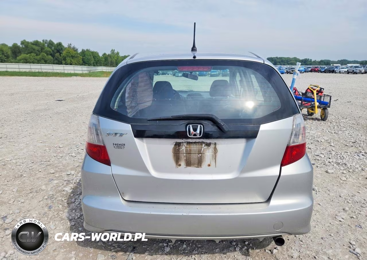 2011 Honda Fit VIN:JHMGE8H36BC005328 - 6