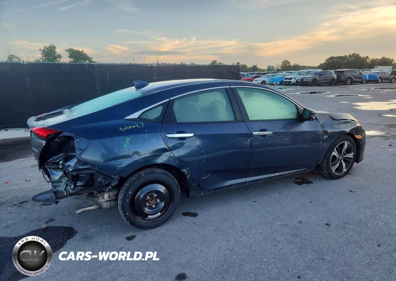 2017 Honda Civic Touring VIN:19XFC1F94HE014273 - 3