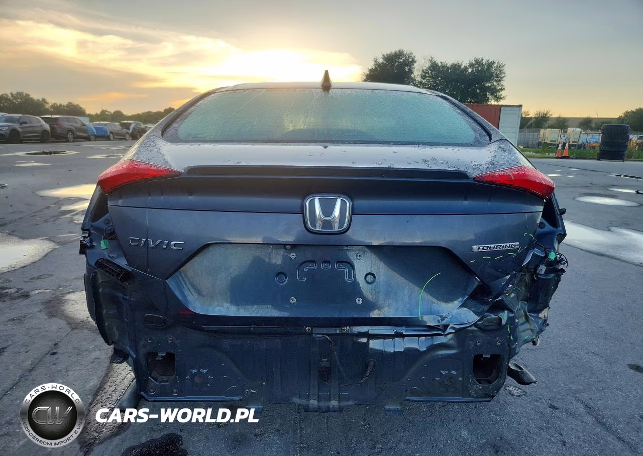 2017 Honda Civic Touring VIN:19XFC1F94HE014273 - 6