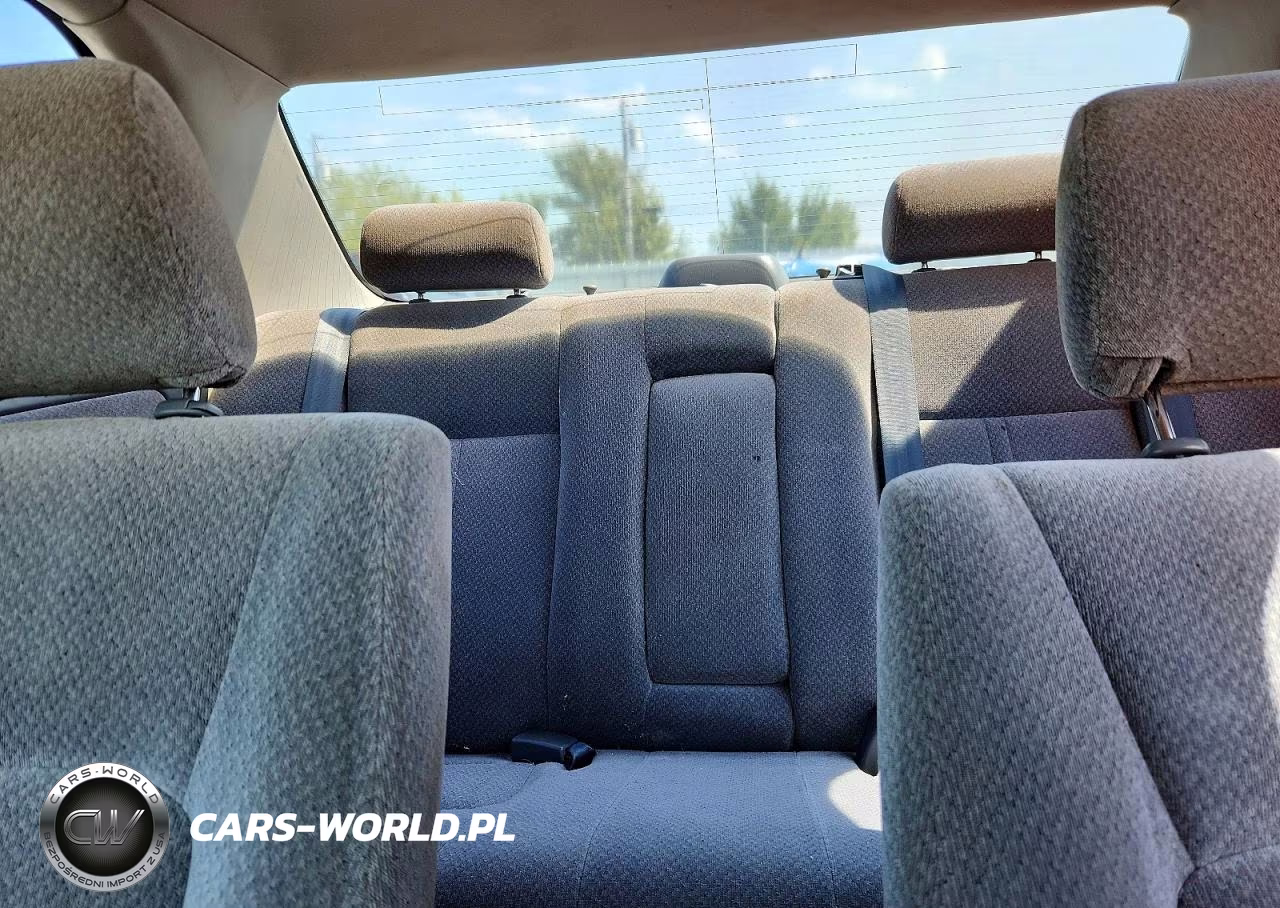 2000 Toyota Camry Le VIN:JT2BG22KXY0489610 - 10