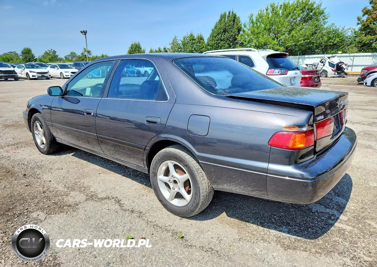 2000 Toyota Camry Le VIN:JT2BG22KXY0489610 - 2