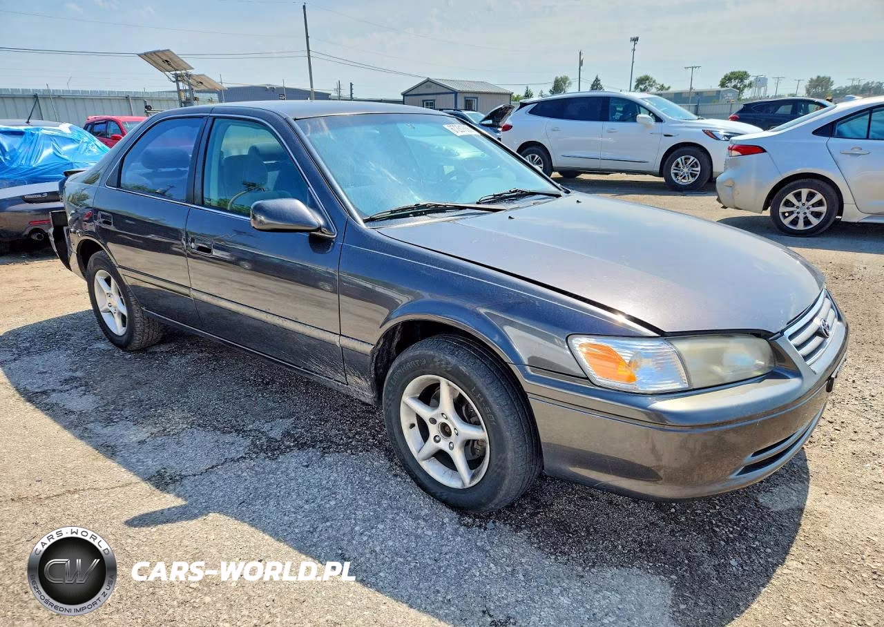 2000 Toyota Camry Le VIN:JT2BG22KXY0489610 - 4