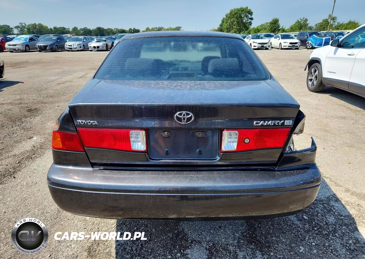 2000 Toyota Camry Le VIN:JT2BG22KXY0489610 - 6