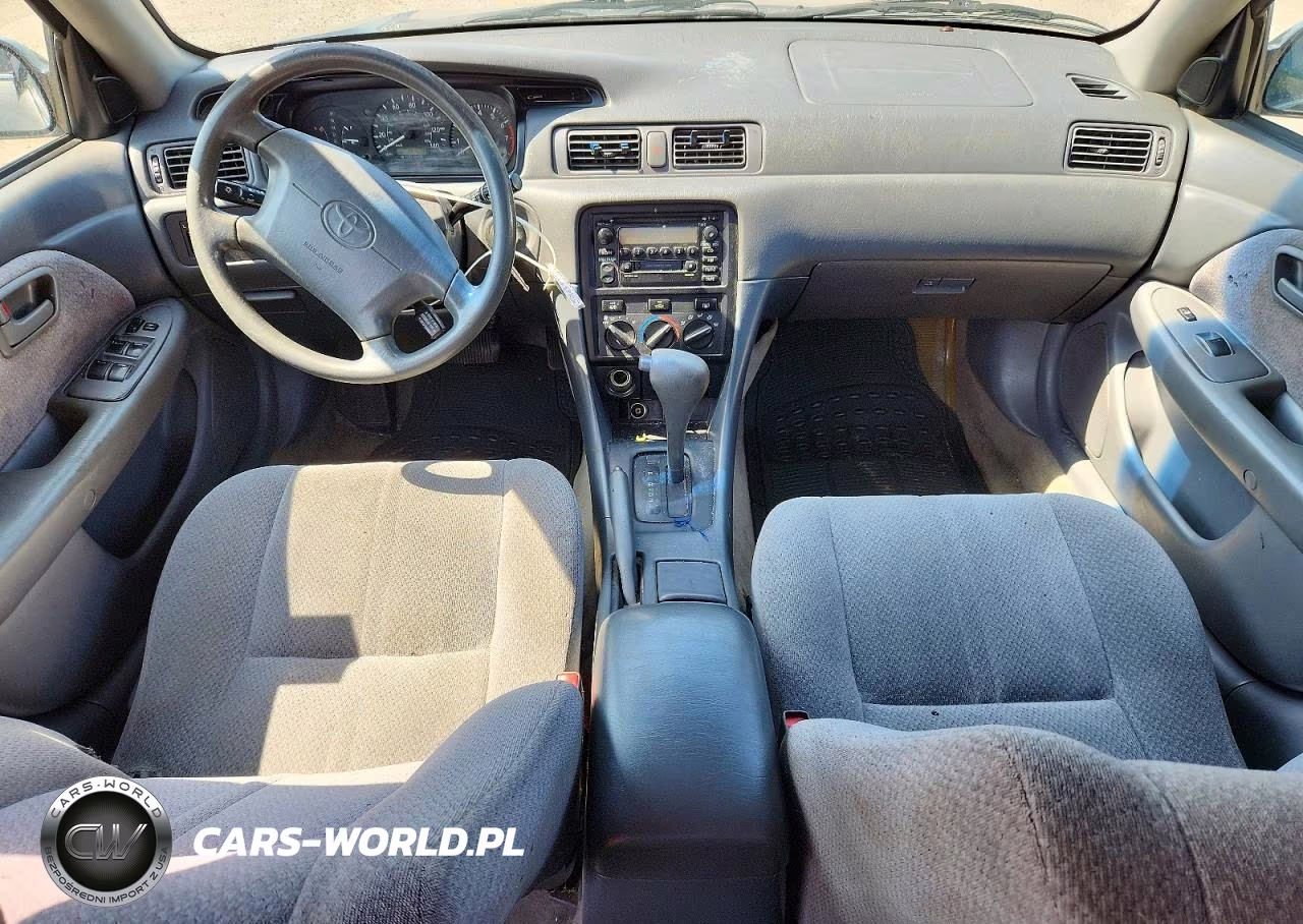 2000 Toyota Camry Le VIN:JT2BG22KXY0489610 - 8
