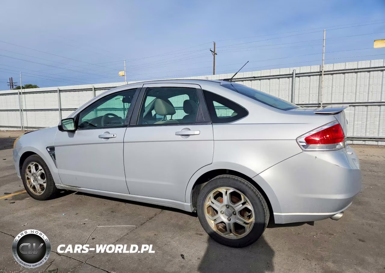 2008 Ford Focus Se VIN:1FAHP35N48W180053 - 2