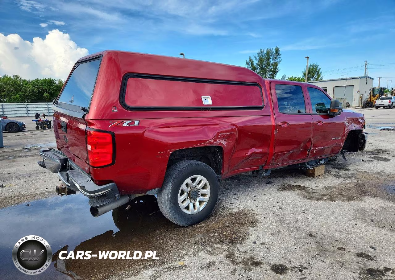 2018 Chevrolet Silverado 2500Hd Lt VIN:1GC1KVEY2JF140382 - 3