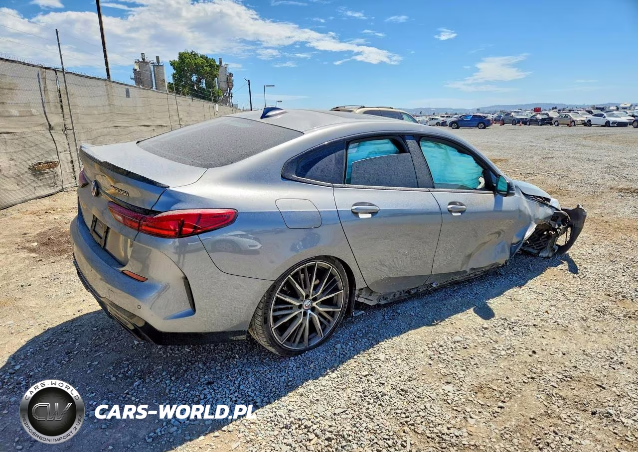 2023 BMW M235Xi VIN:WBA13AL01P7L63483 - 3