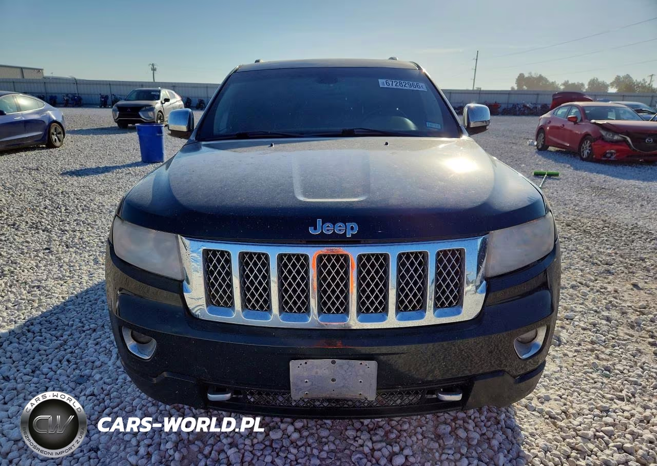 2012 Jeep Grand Cherokee Overland VIN:1C4RJECT8CC328194 - 5