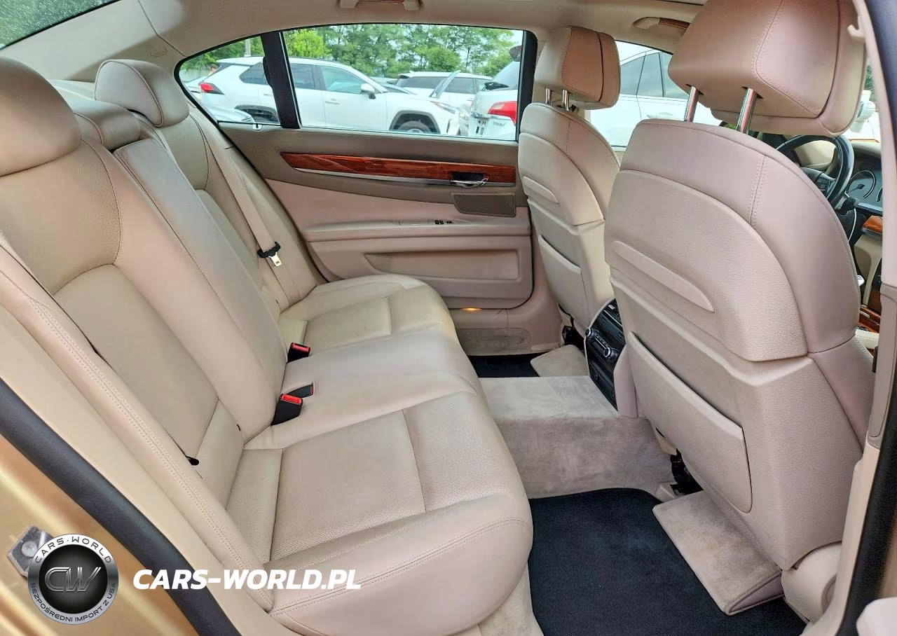 2012 BMW 750 Li VIN:WBAKB8C54CDX20484 - 10